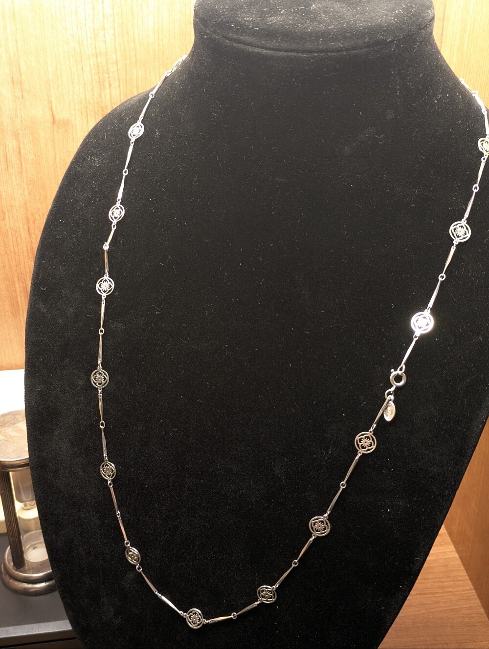Vintage Avon Silver Tone Floral Station Necklace 27” Dainty Filigree Chain